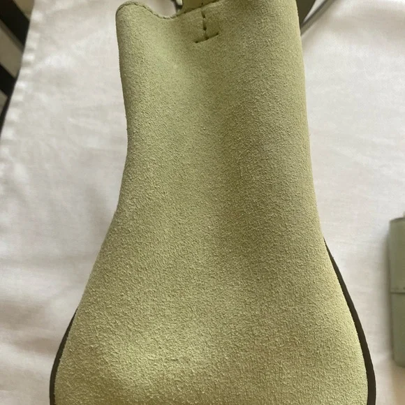 Tory Burch light green (Pine Frost) Crossbody Bag with matching wallet - Picture 9 of 16